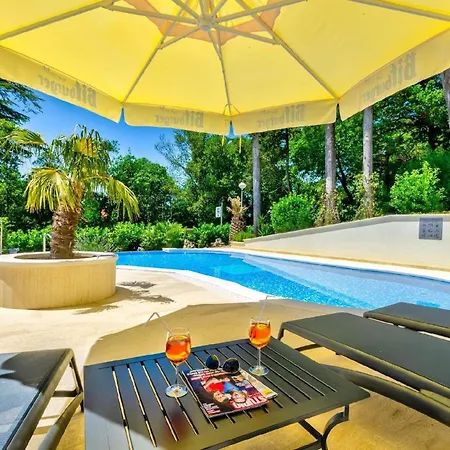 Gaestezimmer Fuer 2 Personen Ca 33 Qm In Crikvenica, Kvarner Bucht Und Umgebung Apartment *